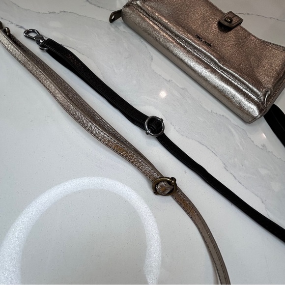 The Sak 2-4-1 Bundle of Leather Crossbody Organizers - Picture 7 of 16